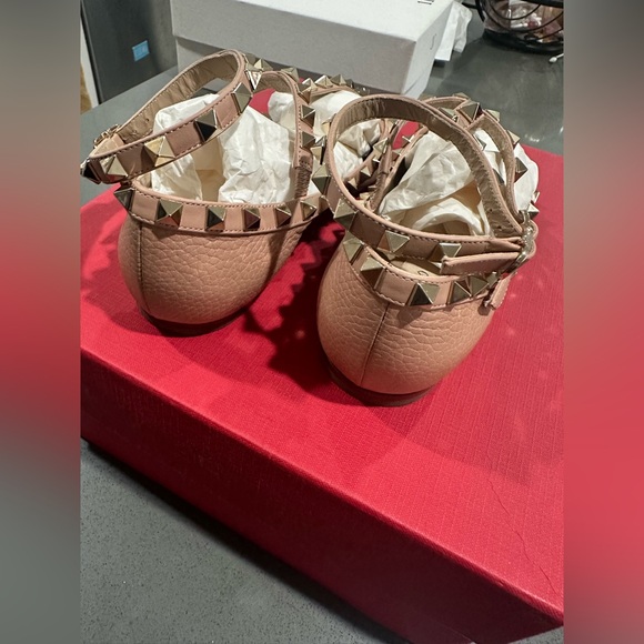 Valentino Garavani Rockstud Flats (SOLD) - Picture 5 of 6